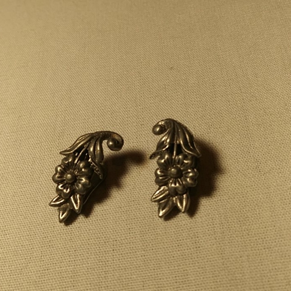 Flower Silver Tone Clip-On Earrings - Picture 2 of 8